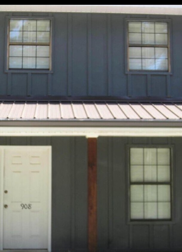 Foto principal - 903 Cherokee St