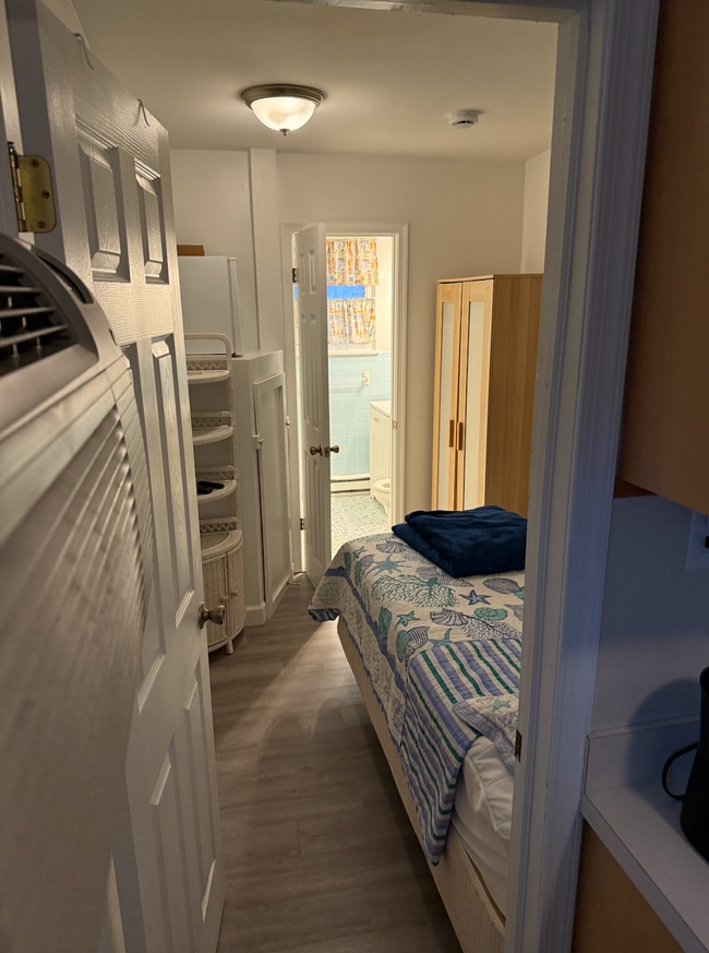 Building Photo - 1027 Ocean Ave