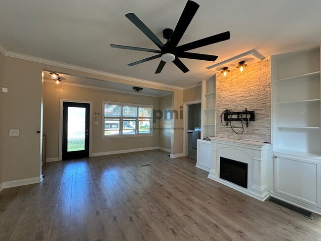 Foto del edificio - 511 W Goldsborough St