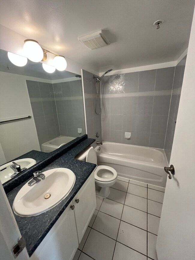 Photo du bâtiment - 1278 Granville St