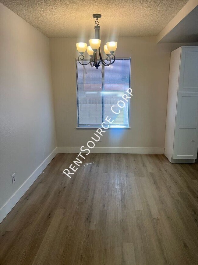 Foto del edificio - 43837 David St