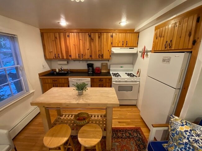 Building Photo - 11 William St