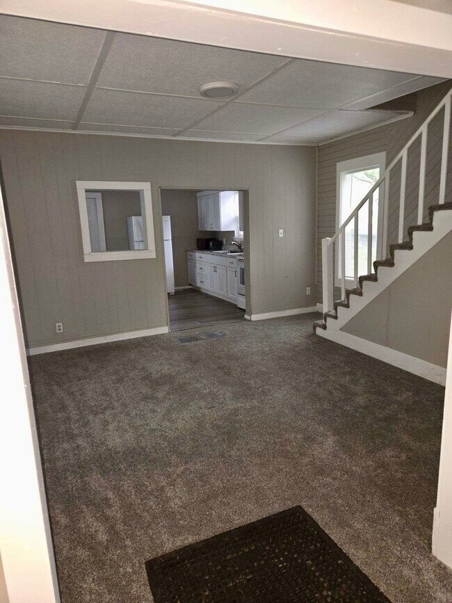 Foto del edificio - 725 W Cavour Ave