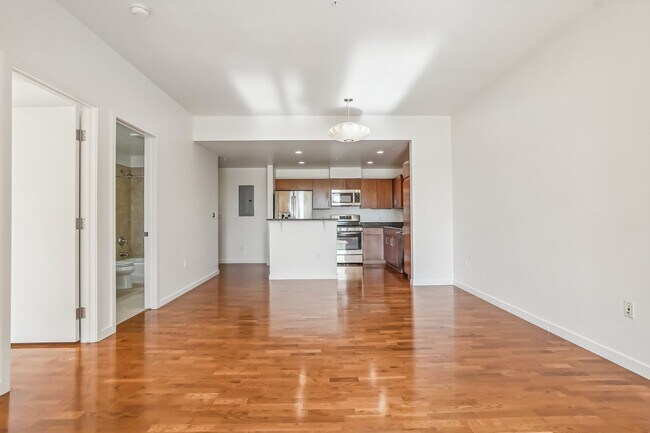 Foto del edificio - Luxury 1 Bedroom Condo with Mountain Views...