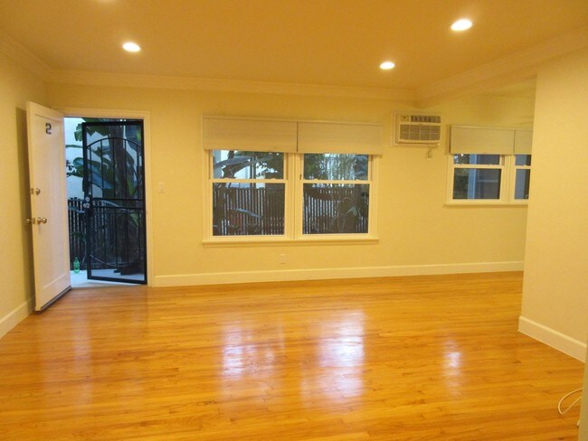 Foto del edificio - 1523 S Wooster St