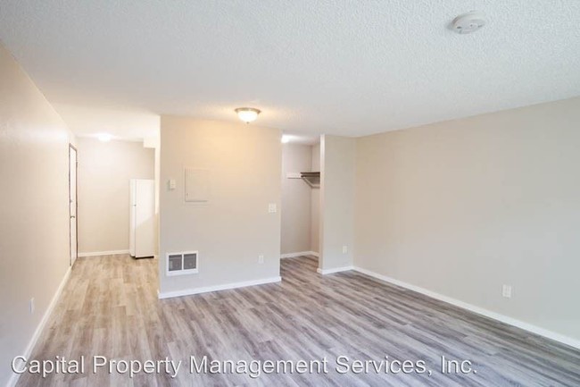 Foto del edificio - 3807-3811 SW Water Ave