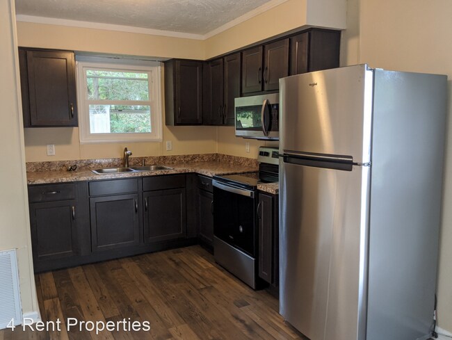 Building Photo - 3 br, 1 bath House - 1040 BRITTON SPRINGS RD