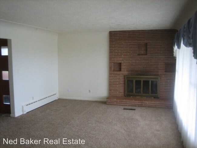 Foto del edificio - 3 br, 2 bath House - 1712 Doaks Ferry Rd. NW