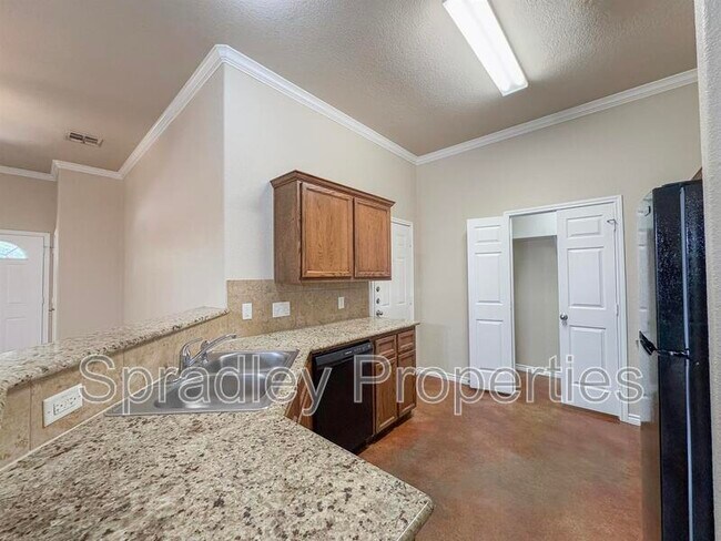 Foto del edificio - 511 B Pepper Spring Ct