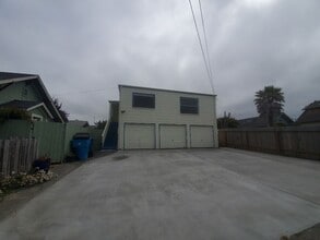 Building Photo - 1611 Lowell St
