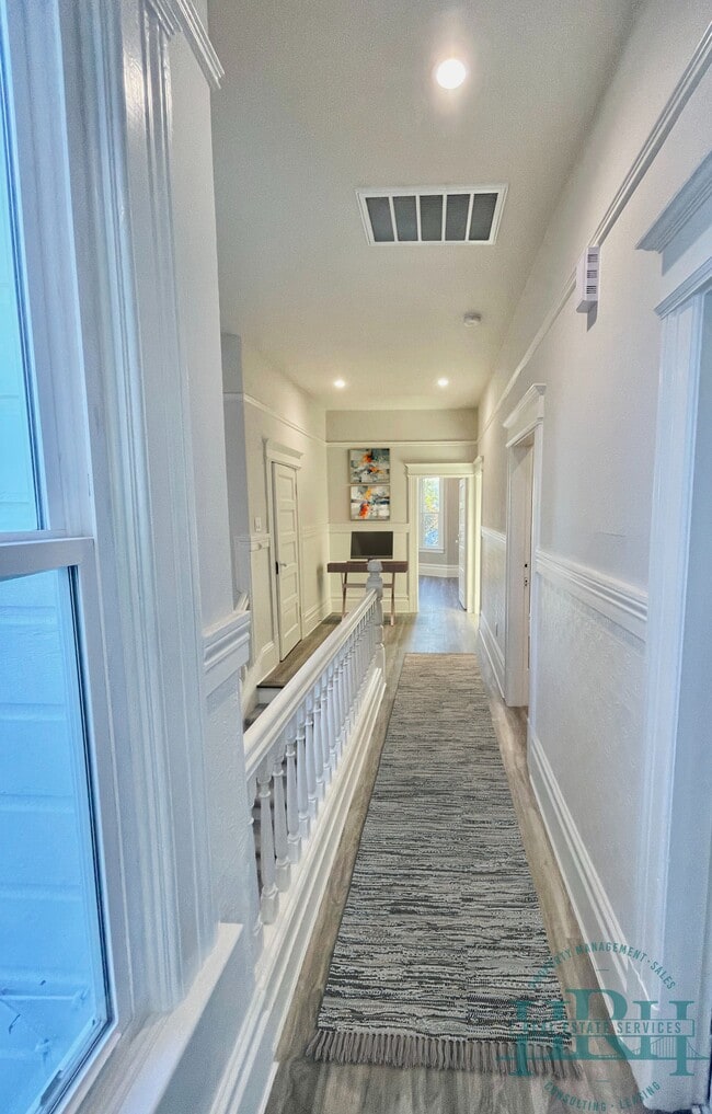 Hallway - 2554 Bryant St