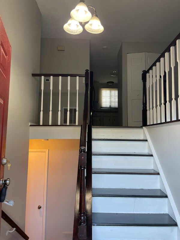 Building Photo - 3845 Farm Brook Ln