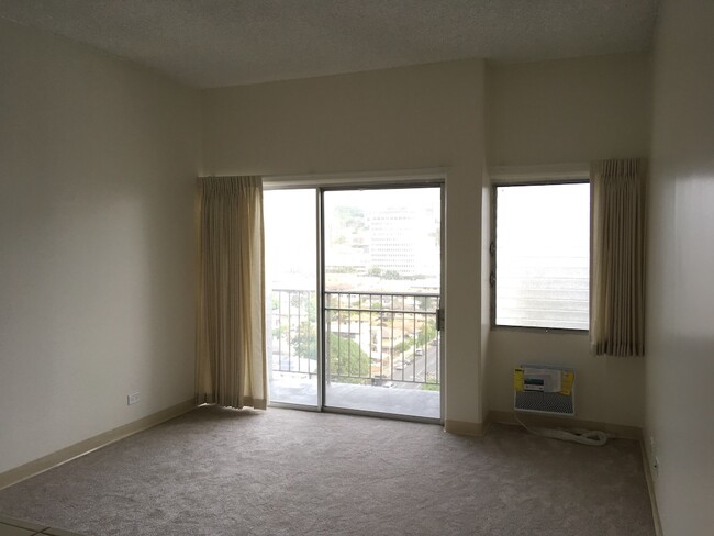 Building Photo - 725 Piikoi St