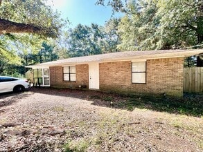 Building Photo - 423 John King Rd