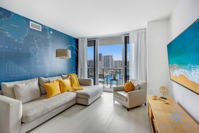 Foto del edificio - 2602 E Hallandale Beach Blvd