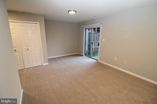 Building Photo - 6627 Haltwhistle Ln