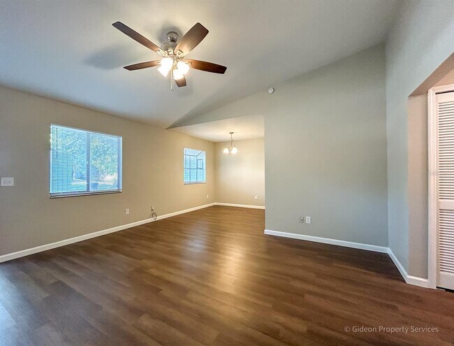Foto del edificio - 501 SW 69th St