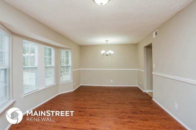 Foto del edificio - 6775 Timberclair Ct