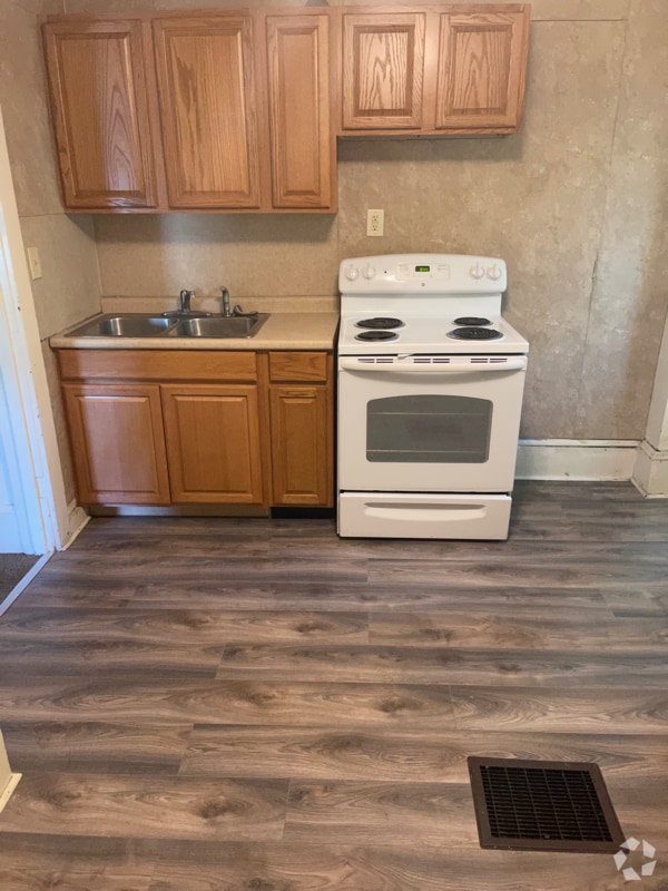 Apartments For Rent in Karthaus PA with Hardwood Floors 2 Rentals