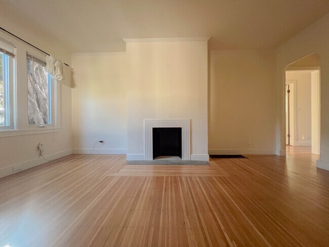 Sala de estar - 1504 Grant St