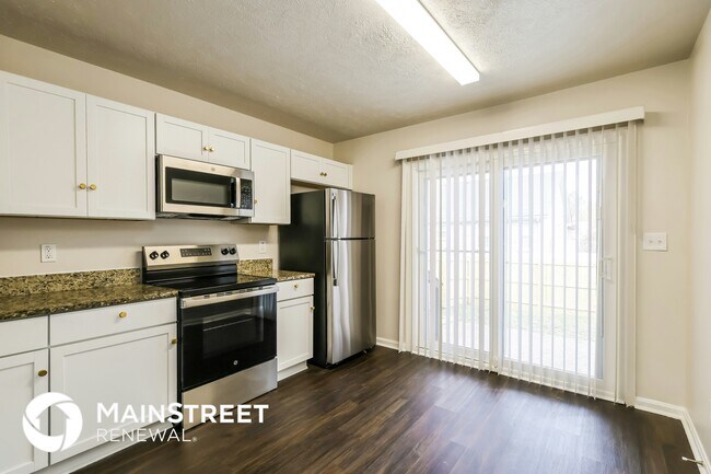 Foto del edificio - 3324 Rainview Cir