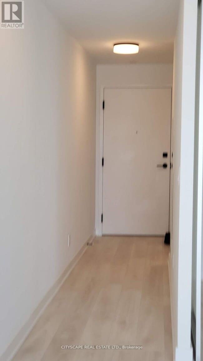 Photo du bâtiment - 35 Rolling Mills Rd