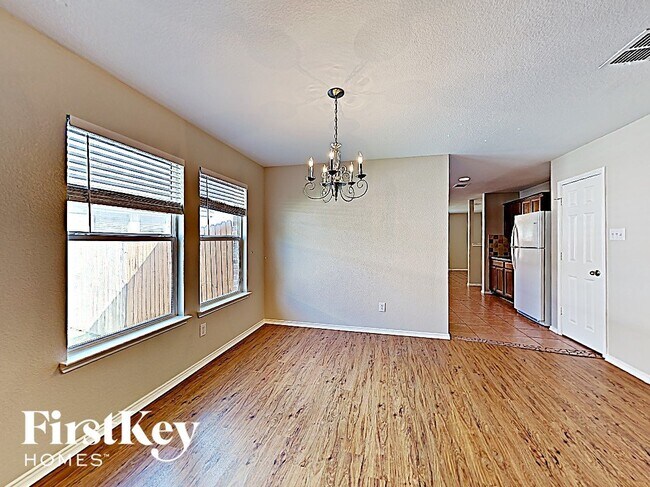 Building Photo - 12640 Shady Cedar Dr