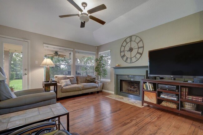 Building Photo - 2949 Lagerway Cove
