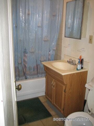 Primary Photo - 19 Peterborough St