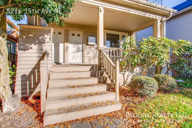 Foto del edificio - 5216 15th Ave NE