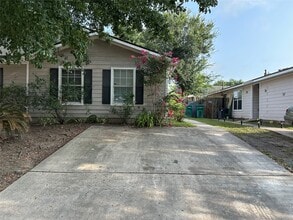 Building Photo - 5434 Cherie Crest Ct