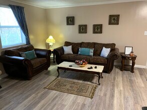 Building Photo - 2612 Couchville Pike