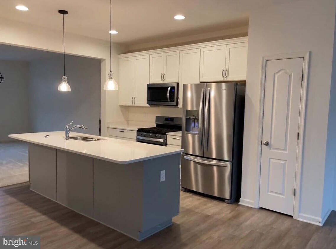 120 Metcalf Terrace, Winchester, VA 22602 Townhome Rentals in