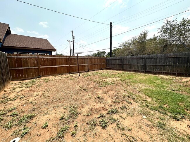 Foto del edificio - 320 N Flint Ave