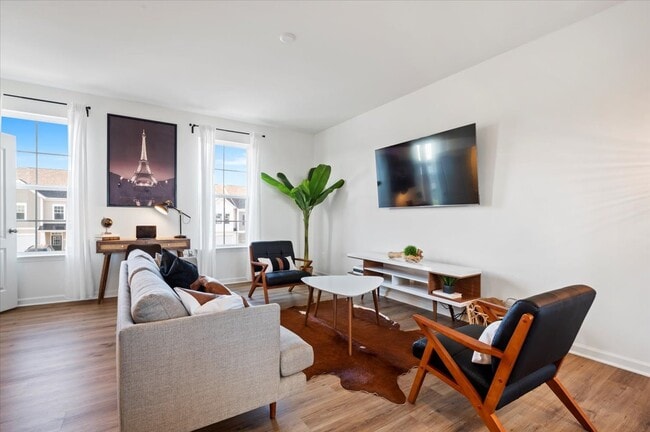 Building Photo - 191 Clifton Mnr