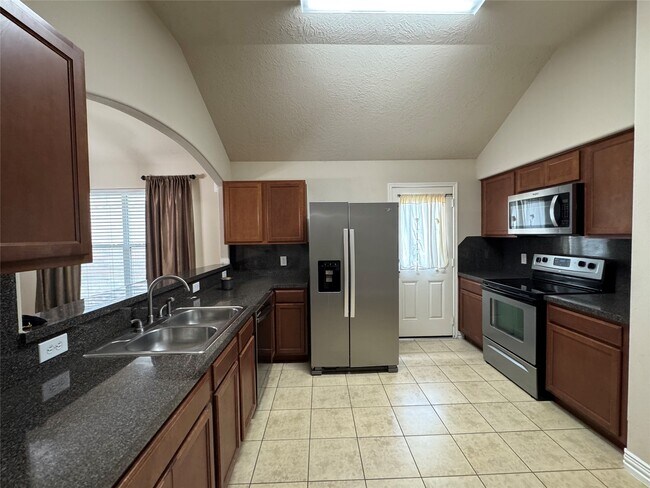 Foto del edificio - 10738 Plum Dale Way