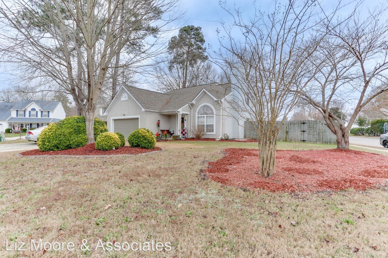 2 E Spur Ct, Hampton, VA 23666 House Rental in Hampton, VA