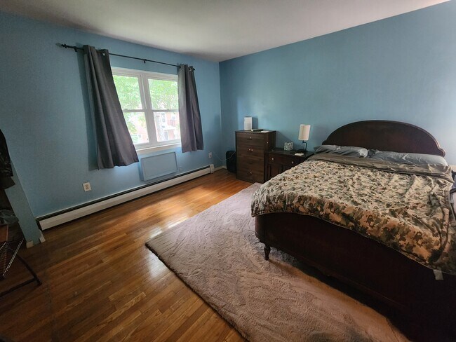 Foto del edificio - 91 Regency Park Dr