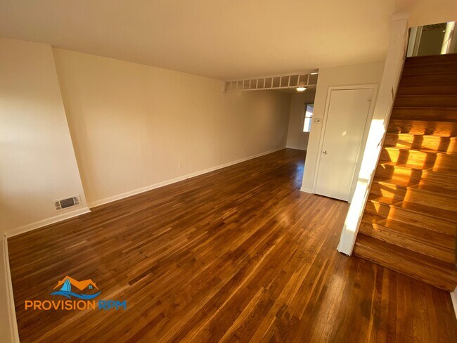 Foto del edificio - 903 Elton Ave