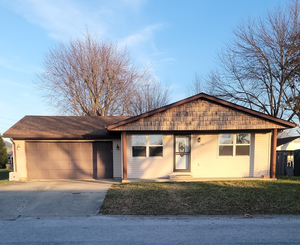 Primary Photo - 500 N 9th St