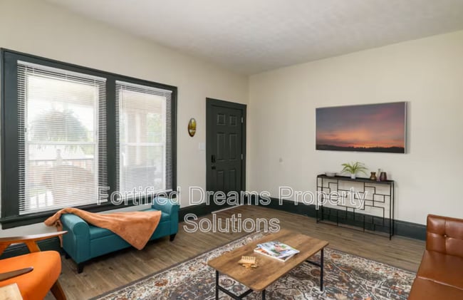 Foto del edificio - 720 S Broad St