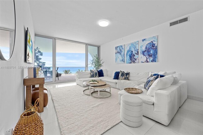 Foto del edificio - 16901 Collins Ave