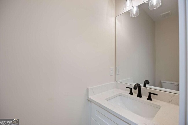 Building Photo - 360 Ansley Dr