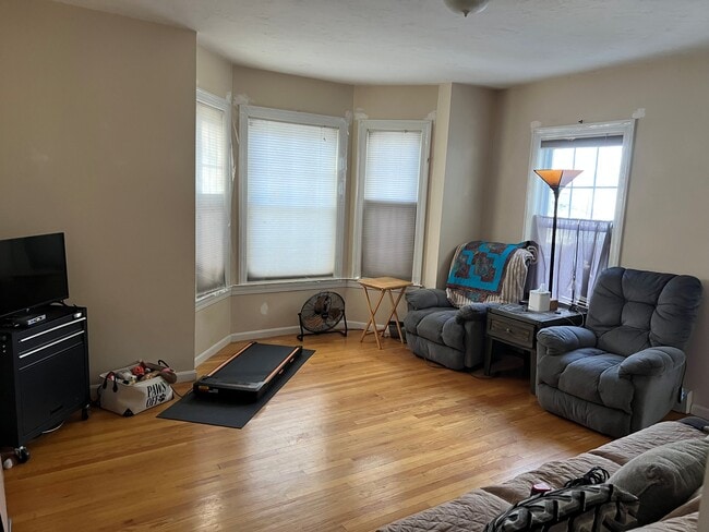 Foto del edificio - 27 Stonington St