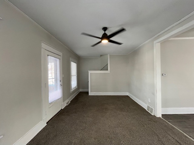 Building Photo - 230 E Victoria St