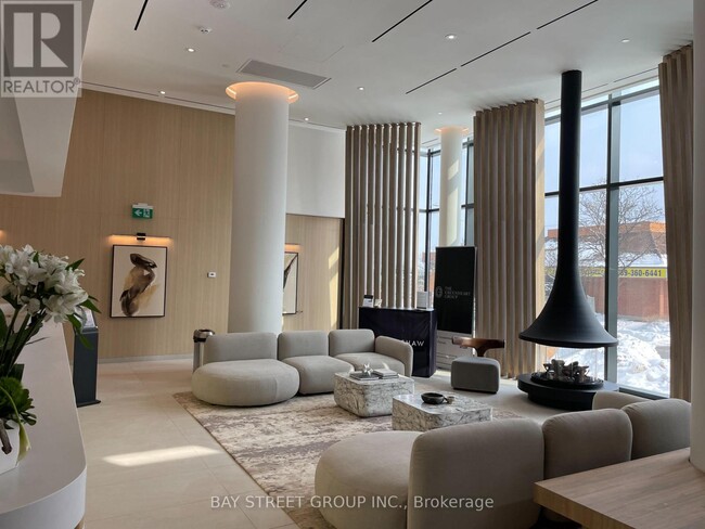 Building Photo - 1 Fairview Rd E