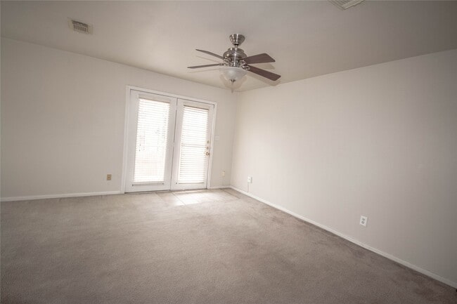 Building Photo - 1610 Wheeler Ave