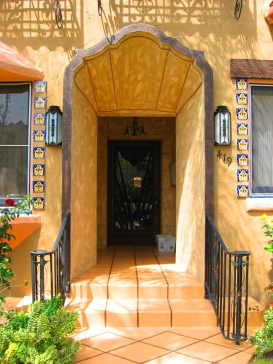 Foto del edificio - 419 Cloverdale Ave