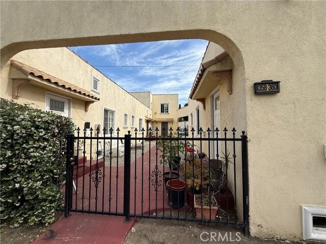 Foto del edificio - 358 Magnolia Ave