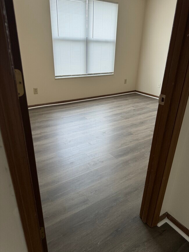 Foto del edificio - 5345 Stonemeadow Ave